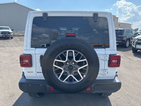New 2025 Jeep Wrangler Sahara image 5