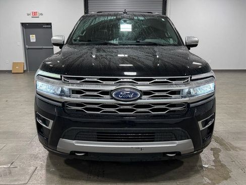 Certified 2022 Ford Expedition Platinum image 9