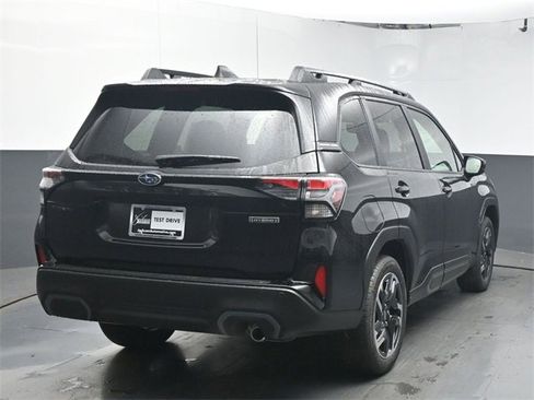New 2025 Subaru Forester Limited image 7