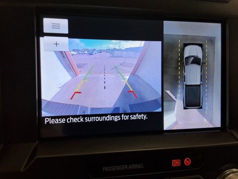 Used 2020 Ford F250 Platinum w/ FX4 Off-Road Package image 11