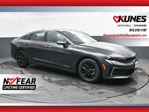 Used 2025 Kia K5 LXS image 1