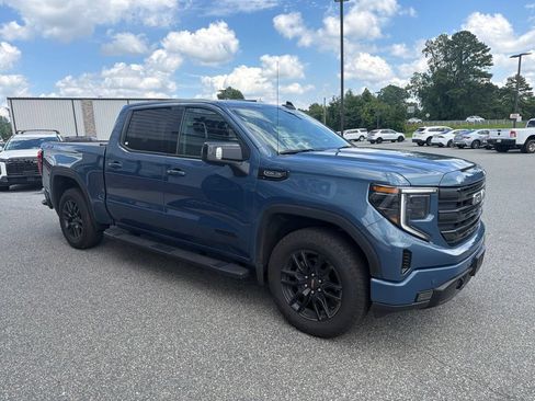 Used 2026 GMC Sierra 1500 Elevation w/ Elevation Premium Package AWD/4WD image 11