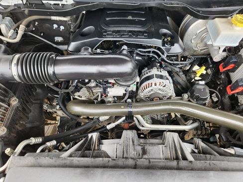 Used 2022 RAM 1500 Laramie AWD/4WD image 43