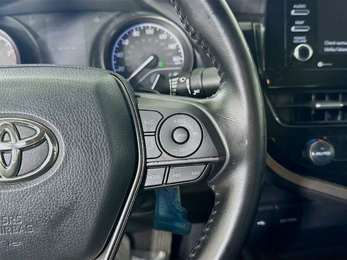 Used 2021 Toyota Camry SE image 24