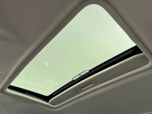 Used 2021 Ford EcoSport Titanium w/ Interior Protection Package image 24