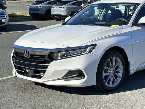 Used 2021 Honda Accord LX image 33
