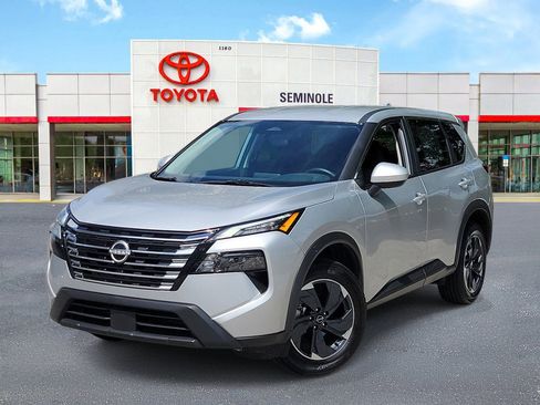 Used 2025 Nissan Rogue SV AWD/4WD image 1