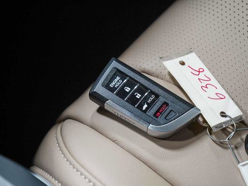 Used 2025 Acura MDX FWD w/ Technology Package image 32