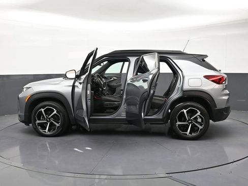 Certified 2023 Chevrolet TrailBlazer RS w/ Convenience Package AWD/4WD image 34