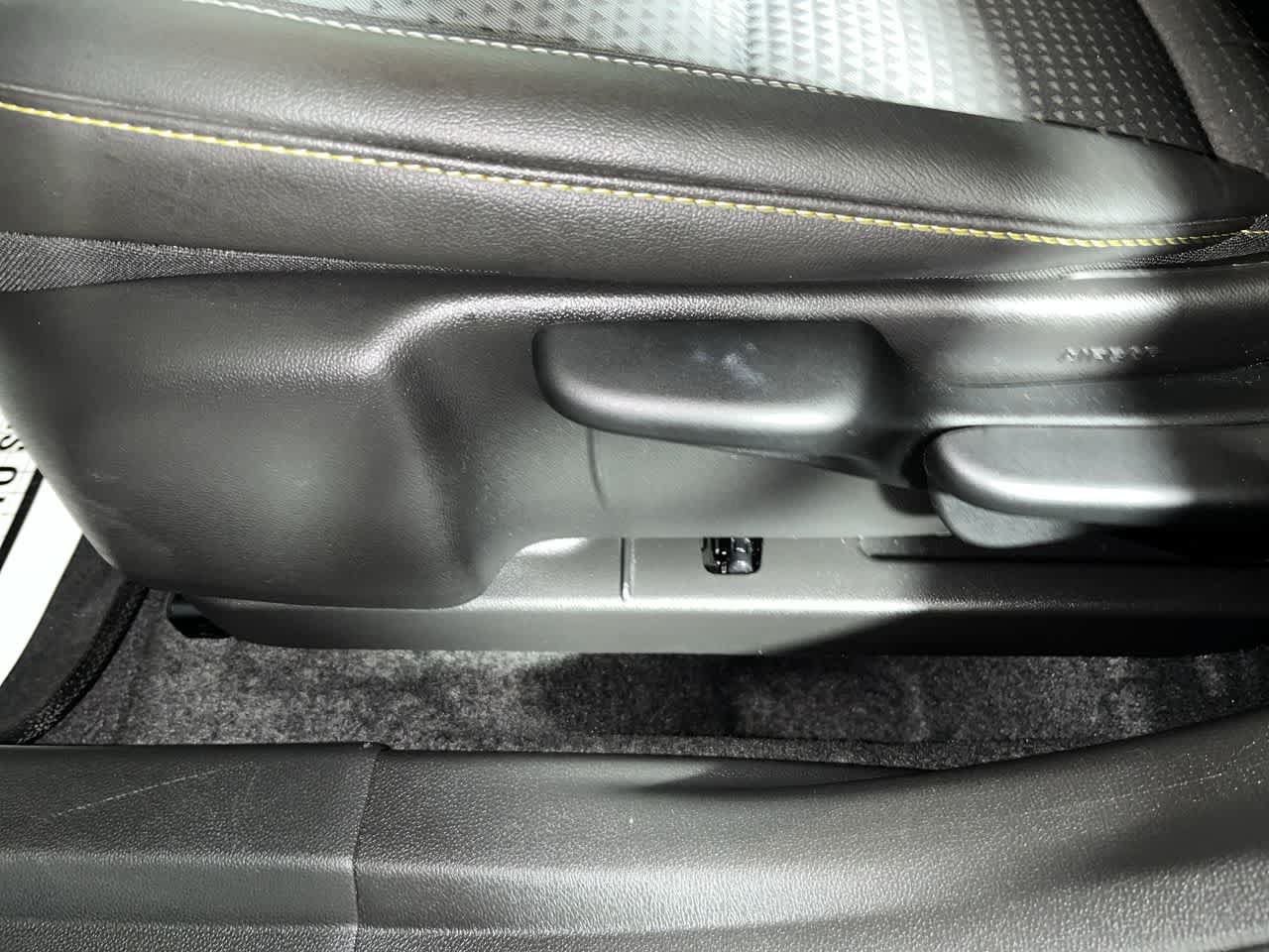 Used 2026 Chevrolet Trax LT FWD image 14