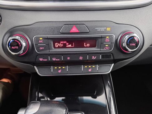 Used 2019 Kia Sorento SX FWD image 24