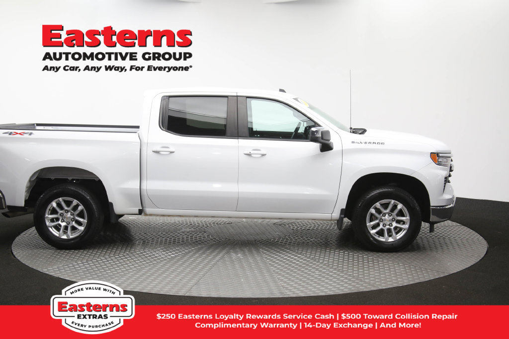 Used 2023 Chevrolet Silverado 1500 LT AWD/4WD image 48
