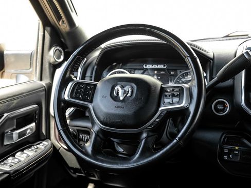 Used 2022 RAM 3500 Laramie image 18