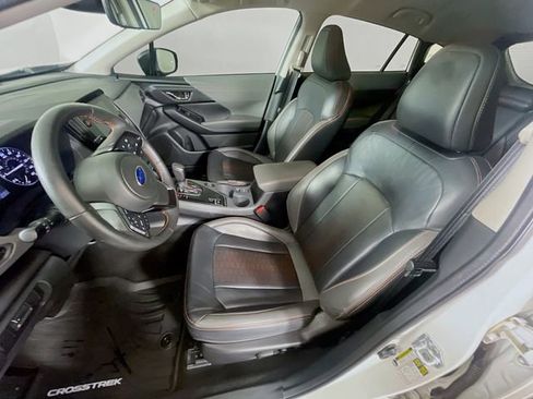 Used 2025 Subaru Crosstrek 2.5i Limited w/ Popular Package #4A image 21