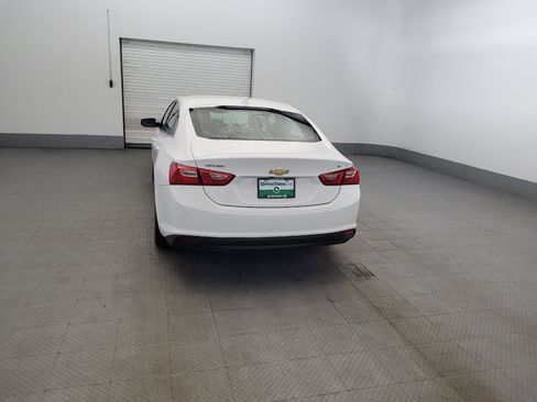 Used 2018 Chevrolet Malibu LT FWD image 6