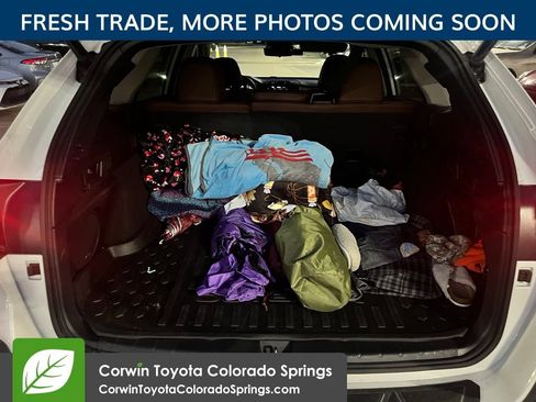 Used 2025 Subaru Outback Touring XT w/ Tech Package 2 AWD/4WD image 12