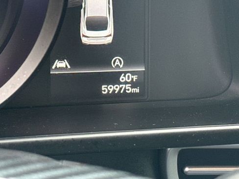 Certified 2022 Hyundai Elantra SE FWD image 16