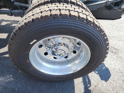 New 2026 RAM 5500 Laramie image 37