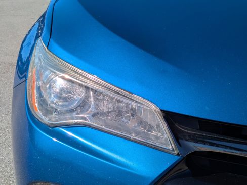 Used 2017 Toyota Camry SE image 10