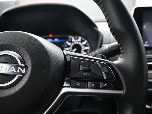 Used 2025 Nissan Altima 2.5 SR image 15