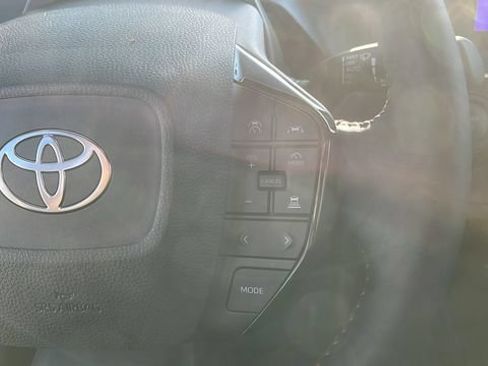 Used 2026 Toyota Prius Plug-In Hybrid FWD image 10