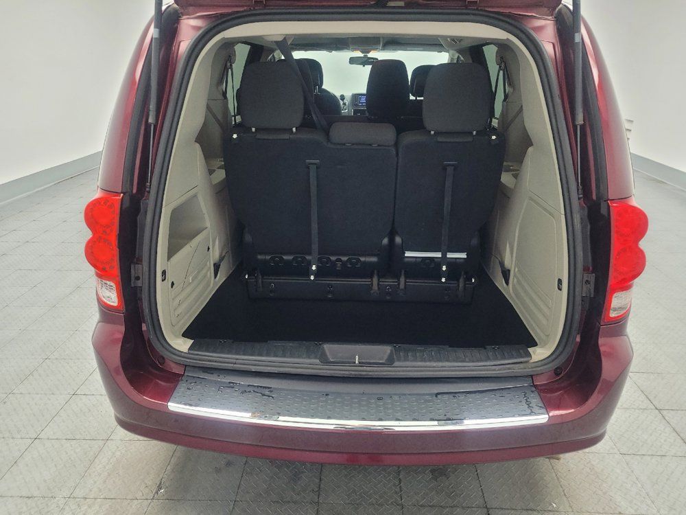 Used 2018 Dodge Grand Caravan SE FWD image 29