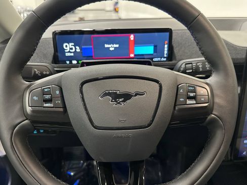 Used 2023 Ford Mustang Mach-E Premium AWD/4WD image 28