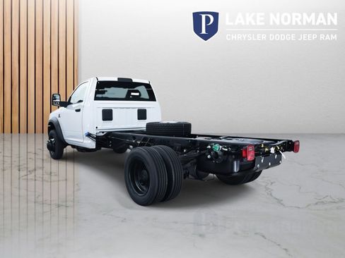 New 2024 RAM 5500 Tradesman image 8