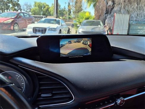 Used 2024 MAZDA MAZDA3 s image 18