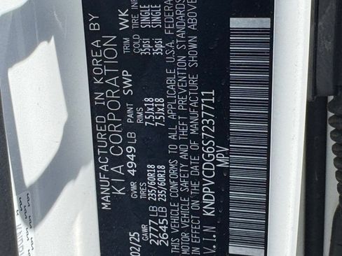Certified 2025 Kia Sportage EX w/ EX Premium Package AWD/4WD image 28