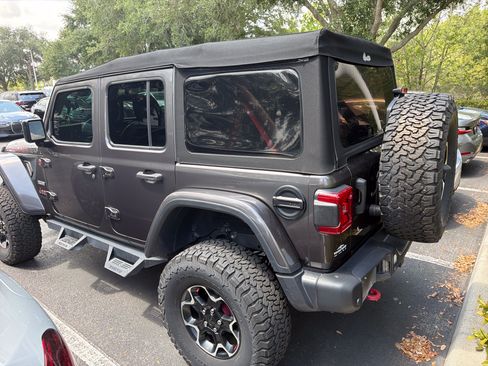 Used 2020 Jeep Wrangler Unlimited Rubicon w/ Quick Order Package 28Y Recon AWD/4WD image 3