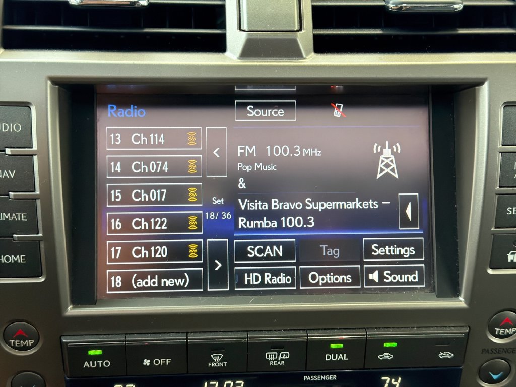 Used 2015 Lexus GX 460 w/ Navigation Package AWD/4WD image 23