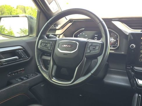 Used 2022 GMC Sierra 1500 AT4 w/ AT4 Premium Package AWD/4WD image 37