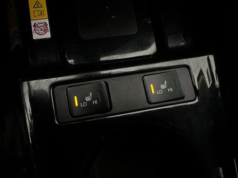 Used 2019 Toyota Prius Limited image 29