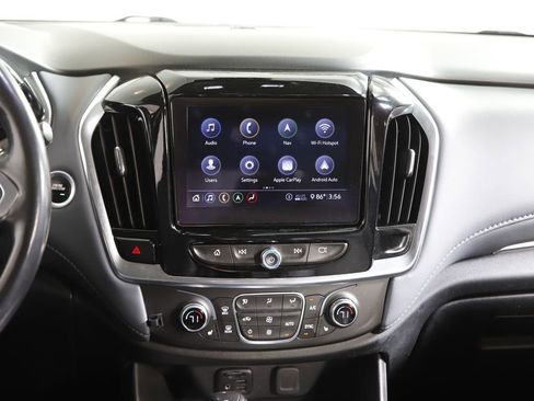 Used 2020 Chevrolet Traverse LT w/ LT Premium Package AWD/4WD image 12