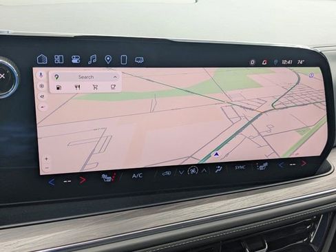 Certified 2025 Chevrolet Suburban Z71 image 26