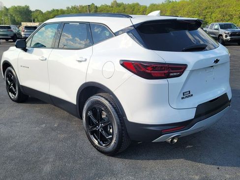 Used 2023 Chevrolet Blazer LT w/ Convenience Package FWD image 9