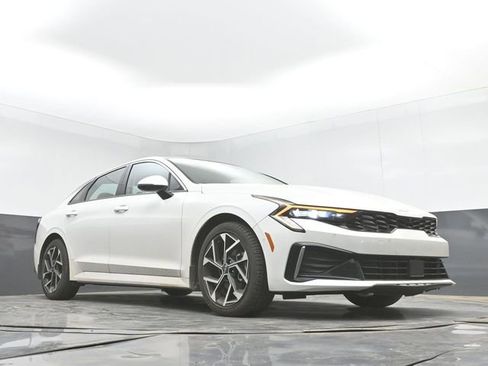 Used 2025 Kia K5 EX image 27