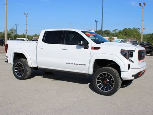 Used 2022 GMC Sierra 1500 AT4 w/ AT4 Premium Package AWD/4WD image 14
