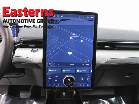 Used 2021 Ford Mustang Mach-E Select w/ Comfort/Appearance Package AWD/4WD image 12
