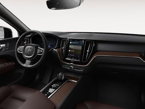 Certified 2024 Volvo XC60 B5 Plus w/ Climate Package AWD/4WD image 6