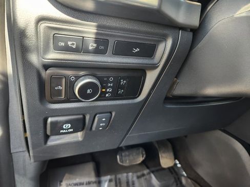 Used 2023 Ford F150 Lariat w/ Equipment Group 502A High image 25