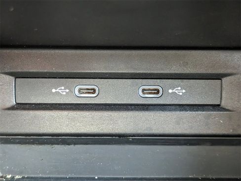 Used 2024 Volkswagen Tiguan S image 21