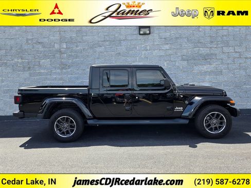 Used 2021 Jeep Gladiator Overland AWD/4WD image 6