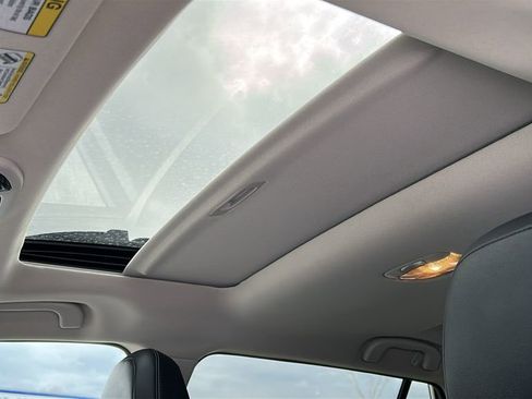 Used 2022 Subaru Outback Limited image 23