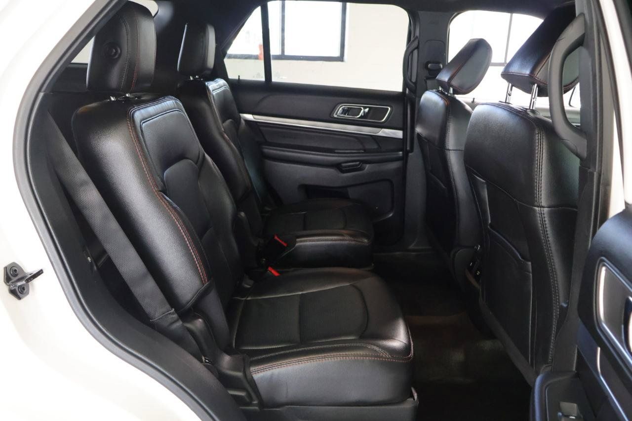 Used 2018 Ford Explorer Sport AWD/4WD image 30