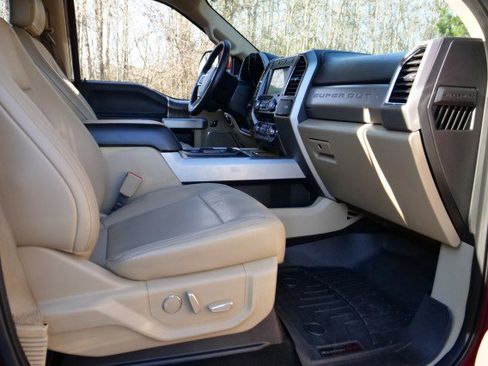 Used 2018 Ford F250 Lariat w/ Lariat Ultimate Package image 45