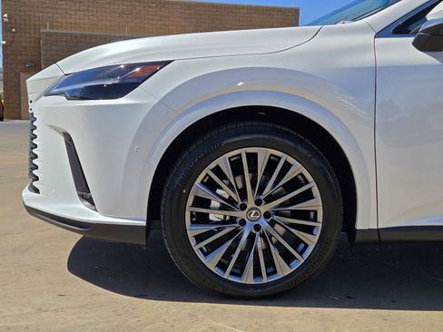 New 2026 Lexus RX 450h AWD image 5