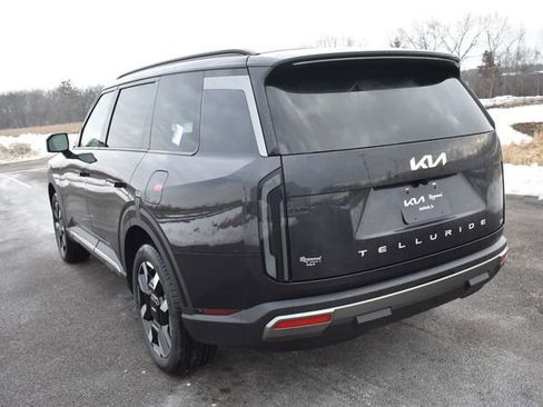 New 2027 Kia Telluride S image 6
