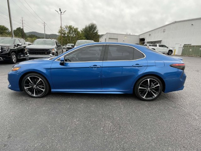 Used 2019 Toyota Camry XSE FWD image 2